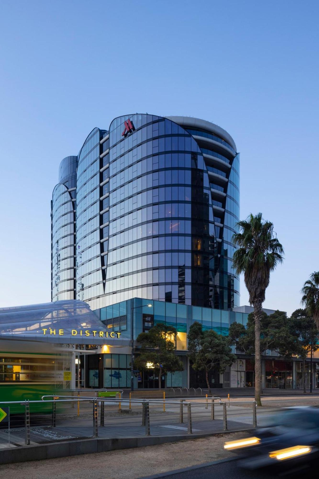 Melbourne Marriott Hotel Docklands Bagian luar foto The District at Green Valley Ranch
