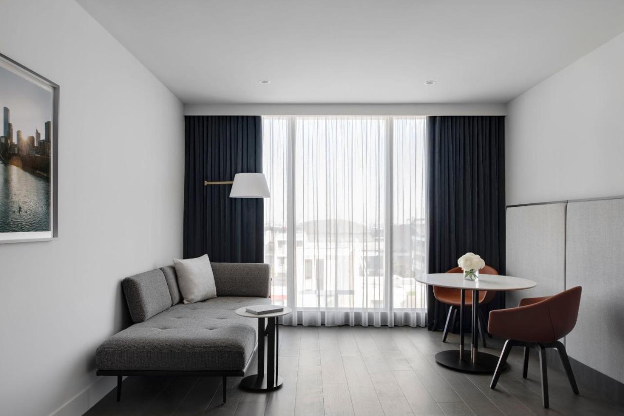 Melbourne Marriott Hotel Docklands Bagian luar foto