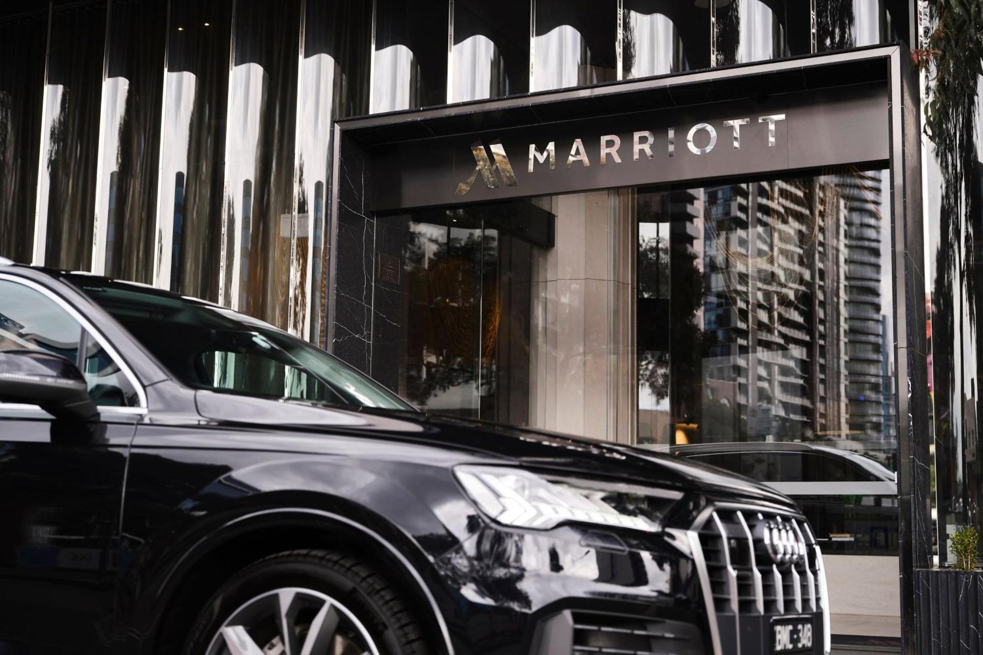 Melbourne Marriott Hotel Docklands Bagian luar foto Marriott's Hotel in London